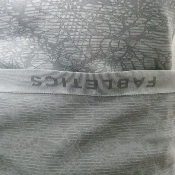 Fabletics Oula Seamless Tank Top Floral Grey - Picture 7 of 8